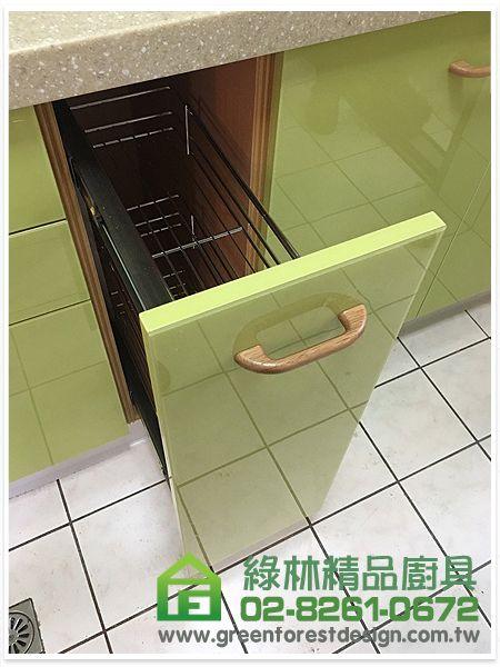 桃園區楊梅鎮瑞平路儲小姐 一字型223cm廚具 7 12 18