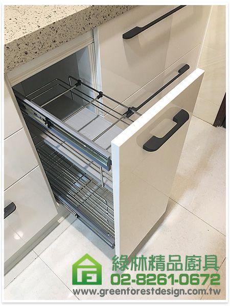 新北市板橋區漢生東路姜先生 一字型255cm廚具+ 60cm電器櫃 7 17 15