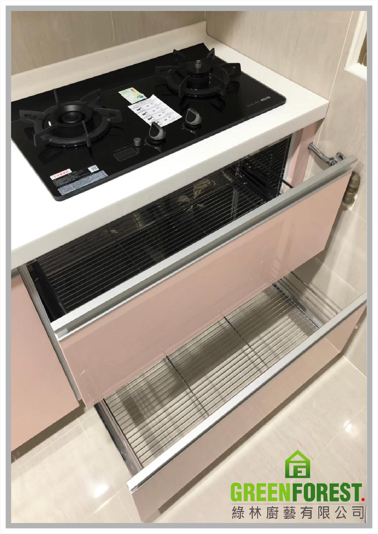 新北市樹林區保安街二段張小姐 一字型326cm廚具 5 1 005208