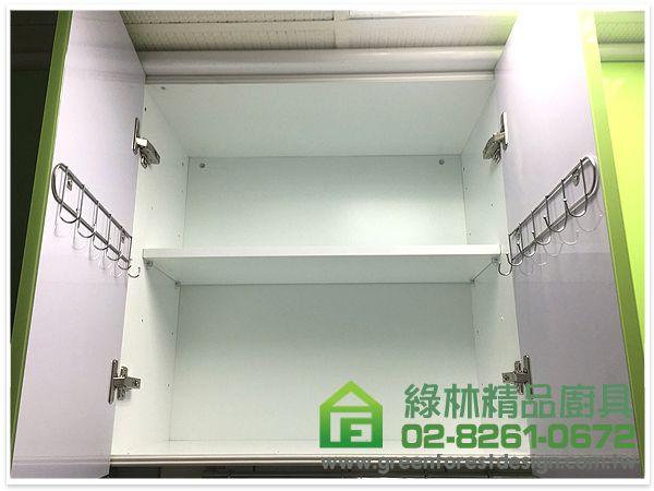 桃園市龜山鄉東萬壽路賴小姐 一字型224cm廚具+60cm電器櫃 2 27 4
