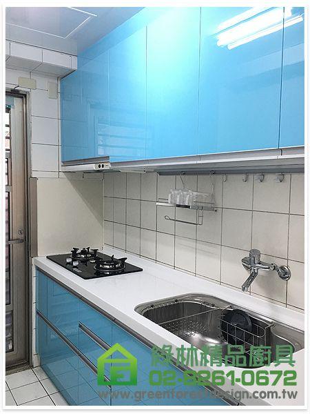 桃園市蘆竹區新南路一段劉小姐 一字型240cm廚具 1 30 2