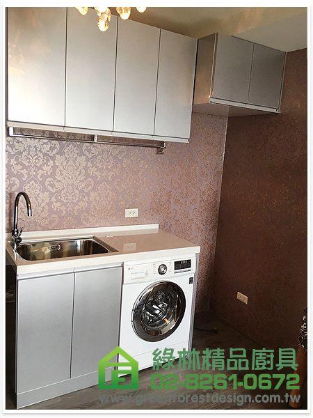 台北市中正區衡陽路陳小姐 一字型127cm廚具+70cm冰箱上櫃 1 50 1