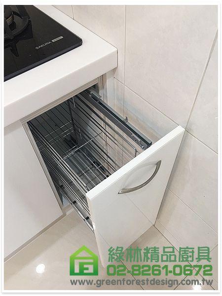 新北市板橋區新海路許先生 二字型210cm廚具+124餐櫃+65cm 電器櫃 7 5 30