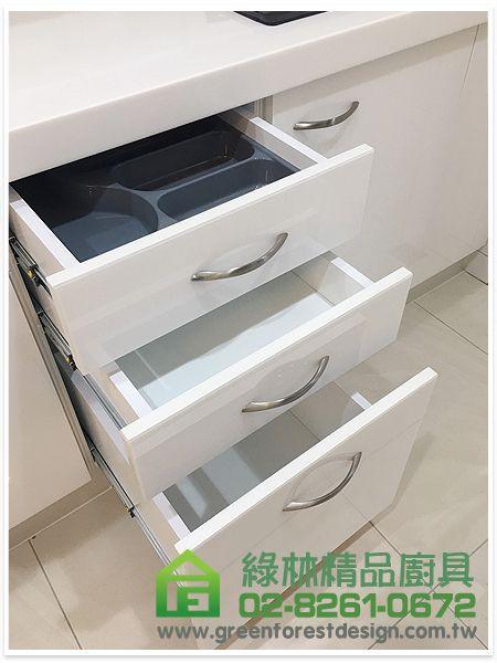 新北市板橋區新海路許先生 二字型210cm廚具+124餐櫃+65cm 電器櫃 6 6 21