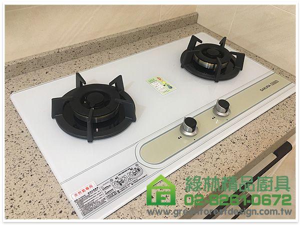 新北市板橋區漢生東路姜先生 一字型255cm廚具+ 60cm電器櫃 2 9 25